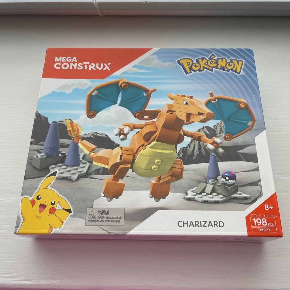 New Mega Construx Pokemon Charizard Kit DYR77 Some Box Damage